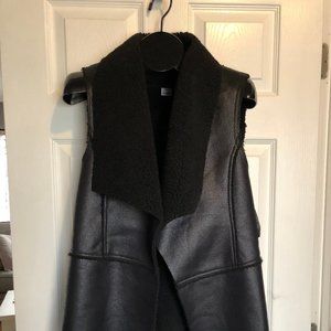 Liz Claiborne Faux  Leather and Shear-ling Vest